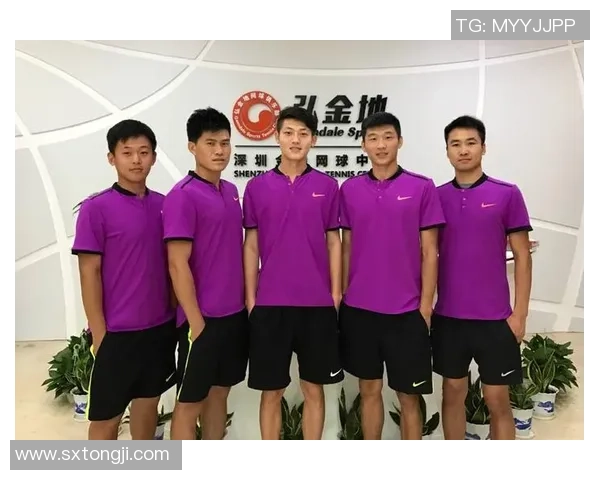 赛后分析:广州网球队与南京网球队的团队协作表现与启示 赛后分析:广州网球队与南京网球队的团队协作表现与启示