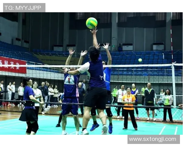 重庆排球队的转型之路:从传统到现代的排球发展新篇章 重庆排球队的转型之路:从传统到现代的排球发展新篇章